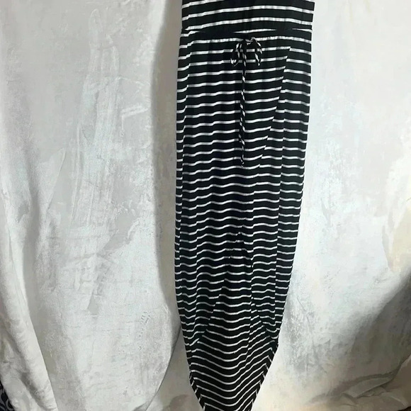 Very Cute Hi-Lo Dress - Picture 5 of 5